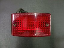 中古部品 スズキ SUZUKI ウルフ50 WOLF NA11A ランプ アッシ リヤコンビネーション SUZUKI 35710-44 管理No.39028_画像1