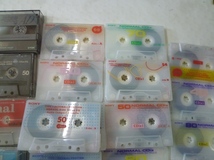 昭和レトロ　昔のラジカセ　カセットテープ50本　SONY　ソニー　中古録音済み　ジャンク品_画像3