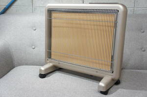 ４３■サンルミエ 遠赤外線暖房器 E800L-TMタイマー付き 電気ヒーター　