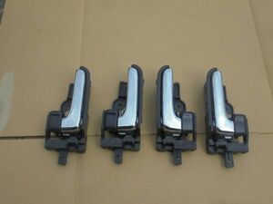 A.06　　送料520円　　L150S L152S L160S タント カスタム　L350S L360S ムーヴ L175S　L185S メッキドアノブ インナーハンドル　純正