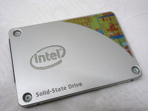 10K032 SSD Intel インテル [SSD 535 Series] 240GB 2.5インチ 中古 現状 売り切り