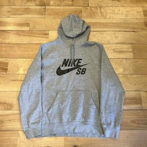 ★NIKE SB/ナイキ/スウェットパーカー/パーカー/スウェット/裏起毛/ロゴ/スケートボード/メンズ/Mサイズ