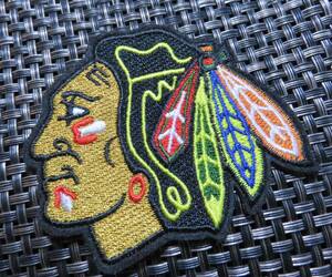 新品NHL　シカゴ・ブラックホークスChicago Blackhawksアイスホッケー刺繍ワッペン◆ ネイティブアメリカン原住民ロゴ　◎アメリカ　カナダ