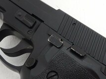 ★中古★【18歳未満購入不可】東京マルイ シグ ザウエル P226 レイル ガスガン 旧型マガジン (SIG SAUER/ハンドガン)★【TY736】_画像4