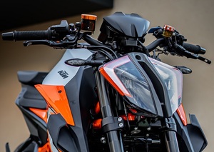 KTM SUPERDUKE 1290 20-23 ダッシュボードカバー