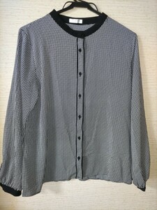 美品！ハニーズ　ノーカラー千鳥柄ブラウス　Ｌサイズ