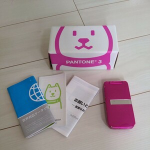 ソフトバンク　PANTONE 3 001SH ビッドピンク　携帯電話