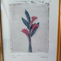 ST13] Beth Balogh Ginger 絵画　フラワー　金縁　木製品　赤　花　34×29　Bin＃418 壁掛け　壁飾り　絵　_画像2