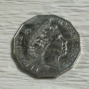 オーストラリア 50セント硬貨 エリザベス女王 2006年 1枚 海外硬貨 流通品 即決