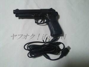 XBOX 初代XBOX HRUSTMASTER Beretta 92FS スラストマスター ベレッタ92FS 変換アダプター付き 動作未確認のため ジャンク扱い