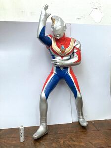 ウルトラマンダイナ　ビッグサイズソフビ　バンプレスト　ソフビ　フィギュア　中古