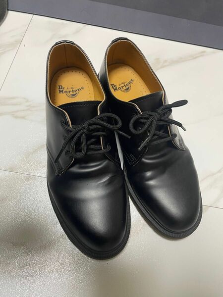 週末限定値下げ！【極美品】DR.MARTENS ドクターマーチン 黒 ブーツ 