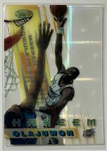 Hakeem Olajuwon 1996 BOWMAN'S BEST ATOMIC REFRACTOR NBAカード_画像1