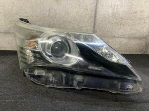 即決　アベンシス DBA-ZRT272W 右ヘッドライト Ｈ24　点灯確認済み　HID　レベライザー付　81130-05360