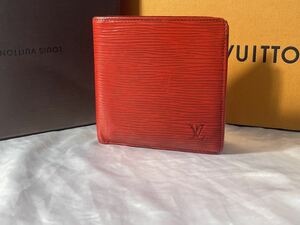 LOUIS VUITTON 中古ヴィトン エピ ポルトフォイユマルコ 2つ折り財布 M 60613　