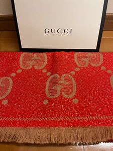 GUCCI グッチ　マフラー　ストール