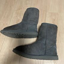 24.5センチ　UGG W CLASSIC SHORT5825W／GREY ムートンブーツ UGG australia アグ MADE IN CHINA 中国製_画像7