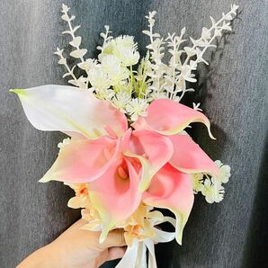 ウェディングブーケ　造花ブーケ　ピンクのカラー　ブートニアセット　　 結婚式 成人式 振袖 着物ドレス