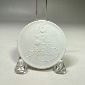 ヘレンド 陶板 プレート 白磁 ホワイト 薔薇 バラ ローズ 飾り 置物 インテリア コースター