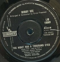 EP 洋楽 Bobby Vee / The Night Has A Thousand Eyes 英盤_画像2
