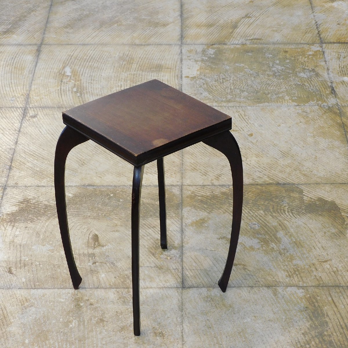 ケヤキ 高脚の花台・展示台 HK-a-02117 / 欅 無垢材 陳列台 展示台