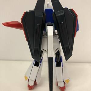 【完成品プラモデル】現状販売 機動戦士ガンダム 組立済 完成品 ガンプラ プラモデル 欠品あり 説明書なし 外箱なし(20231020)①の画像3