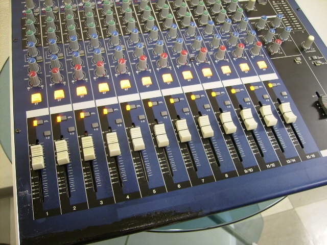 J-SMC Soundtracs Solo Mixing Console ソロミキシングコンソール 24-8