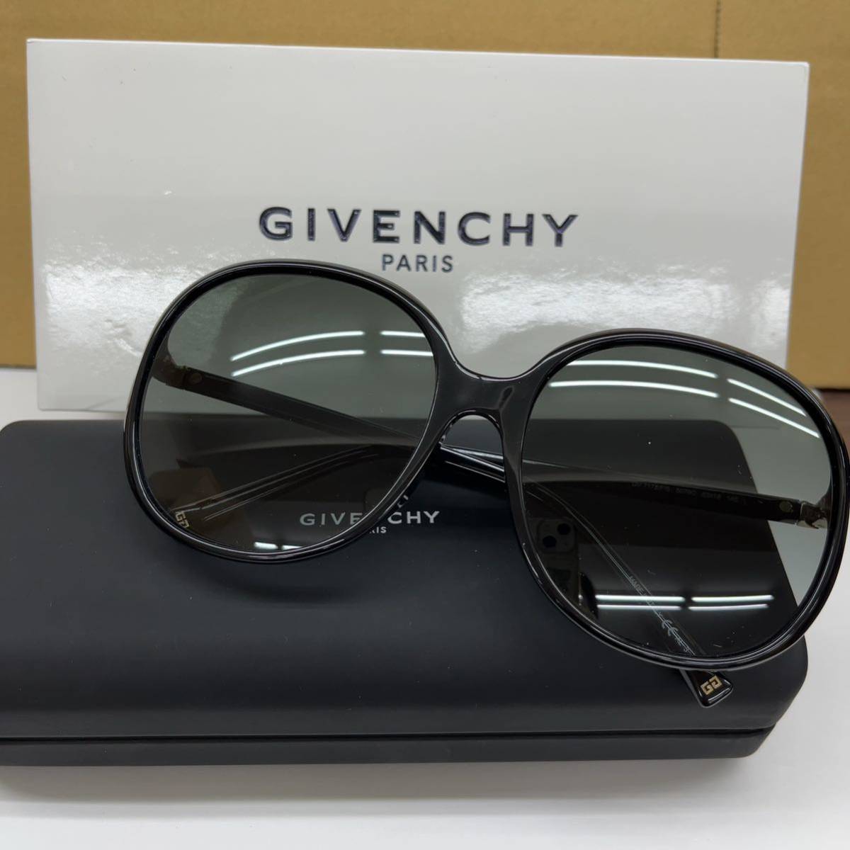 Yahoo!オークション -「(givenchy ジバンシー) サングラス 