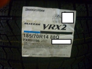 【送料無料】冬タイヤ2023年製 BRIDESTONE VRX2 185/70R14 ４本セット税込￥49,800-