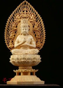 上品/総檜材　仏教工芸品　木彫仏教　精密彫刻　仏師で仕上げ品 大日如来座像