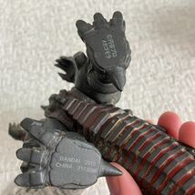 e14ソフビ ウルトラ怪獣 メカゴモラ 円谷プロ ウルトラマン バンダイ データカードダス付き かなり汚れ有り 人形 当時物 フィギュア_画像9