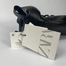 新品 ZARA 牛革使用 サイドジップ ロングブーツ 24.5cm 38 ALL BLACK レディース ザラ 11ホール 編み上げ ブーツ 厚底 足長 細見え _画像5