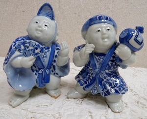 (☆BM)九谷焼 染付 七福神 置物 2点 大黒天 陶器製 人形 オブジェ レトロ 日本伝統工芸 和風 フィギュリン
