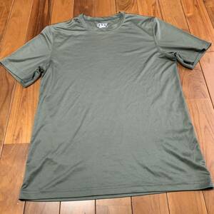 沖縄 米軍放出品 CHAMPION Tシャツ トレーニング　ランニング　OD MEDIUM (管理番CD205)