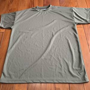 沖縄 米軍放出品 DRI-DUKE Tシャツ トレーニング　ランニング　OD LARGE (管理番号J203)