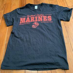 沖縄 米軍放出品 MARINES Tシャツ トレーニング　ランニング　BLACK MEDIUM (管理番号AB211)