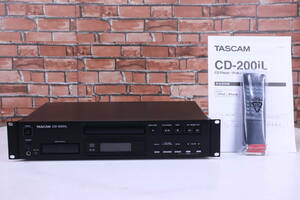 TASCAM CD-200iL 2016年製 ティアック リモコン(未使用)/取説付き 業務用CDプレーヤー トレー不具合 ジャンク品■(F8147)