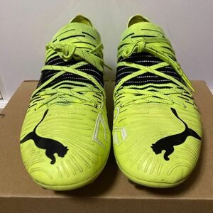 【PUMAプーマ】フューチャー Z 2.1 HGサッカースパイク　27センチ