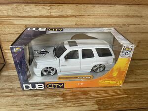 Jada TOYS 2002 Cadillac Escalade 1/24 dub