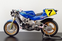 ★1/12 SONAUTO YAMAHA YZR500 NO.7 仕様　塗装完成品（ハセガワ製）_画像6