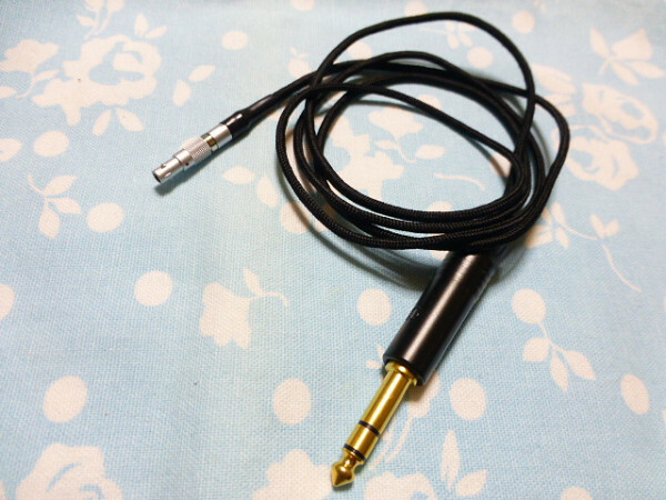 AKG K812 K872 用ケーブル ViaBlue EPC-4 芯線抜き出し 130cm 6.3mm 標準プラグ Neutrik NP3X-B ( 3.5mm3極 ステレオミニ 対応可能)