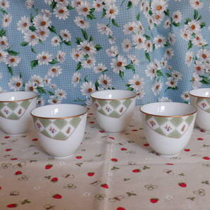 C10 NORITAKE『乃りたけ★金彩 懐かしい玩具が描かれた湯のみ~5客セット』~箱なし