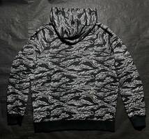 新品 XL アンダーアーマー ブラック 黒 グレー スウェット フリース 上下 カモ CAMO カモフラ underarmour パーカー ジョガーパンツ 正規品_画像4