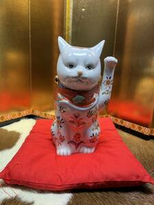 ■陶器■招き猫■ねこ■置物■24㎝■牡丹花文様■ネコ■ゴールド■検索■伊万里■有田■九谷■マイセン■レトロアンティーク■縁起物■