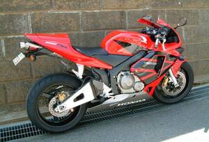 新品 CBR1000RR('04～'07)SC57 LEDフェンダーレス BK Ver.