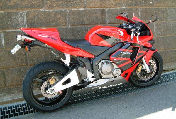 新品 CBR600RR('03~'06)PC37 LEDフェンダーレス BK Ver.