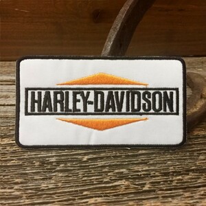 送料無料 ハーレー 英字ロゴ ワッペン ◆ 旧ロゴ風 Harley Davidson 白背景 アイロンパッチ CA-WP012