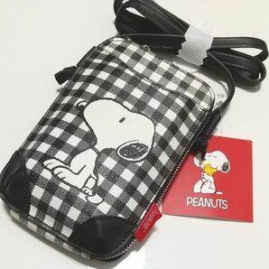 新品 スマホ ポーチ 縦型ショルダー しまむら スヌーピー SNOOPY