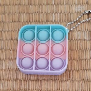 プチプチキーホルダー