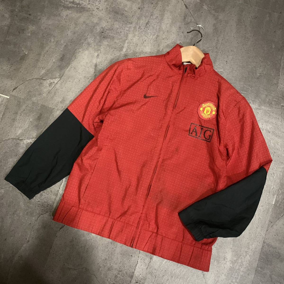 ヤフオク! -「nike マンチェスターユナイテッド」の落札相場・落札価格